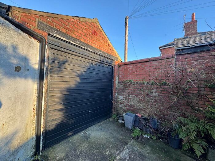 3 Bedroom Detached House For Sale In Lightbown Avenue, Blackpool, FY3