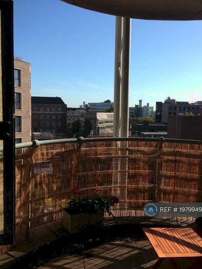 3 Bedroom Flat To Rent In Mansell Street, London, E1