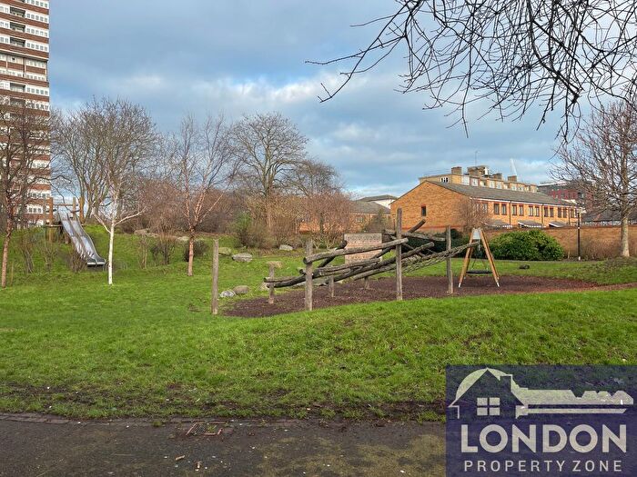 3 Bedroom Flat To Rent In Pearscroft Road, Fulham, London, SW6
