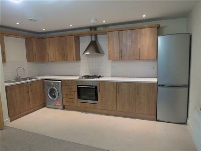 2 Bedroom Flat To Rent In Copeland House, Rathlin Road, RH11