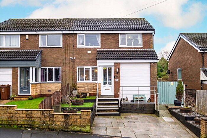 3 Bedroom Semi Detached House For Sale In Peel Mount, Blackburn, Lancashire, BB1
