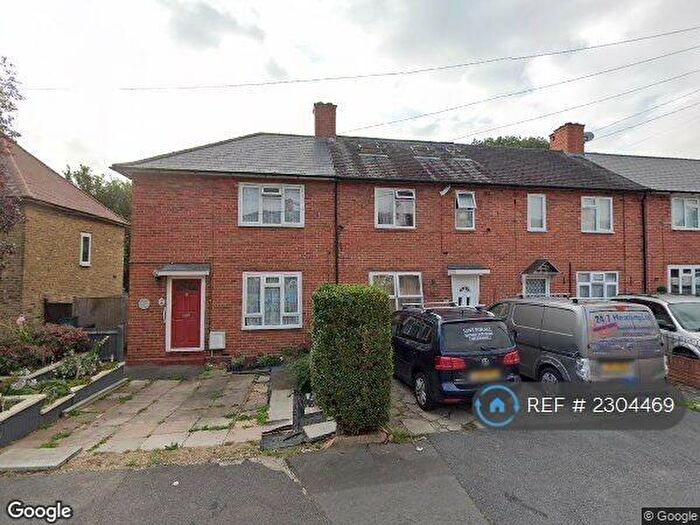 5 Bedroom Terraced House To Rent In Woburn Road, Carshalton, SM5