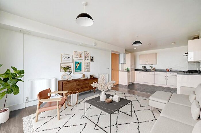 2 Bedroom Apartment For Sale In Homesdale Road, Bromley, BR2