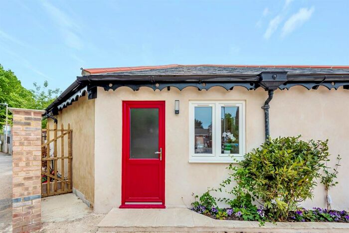 Studio To Rent In Canal Way, Reading, RG1