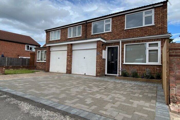 3 Bedroom Property To Rent In Cotmanhay Road, Ilkeston, DE7