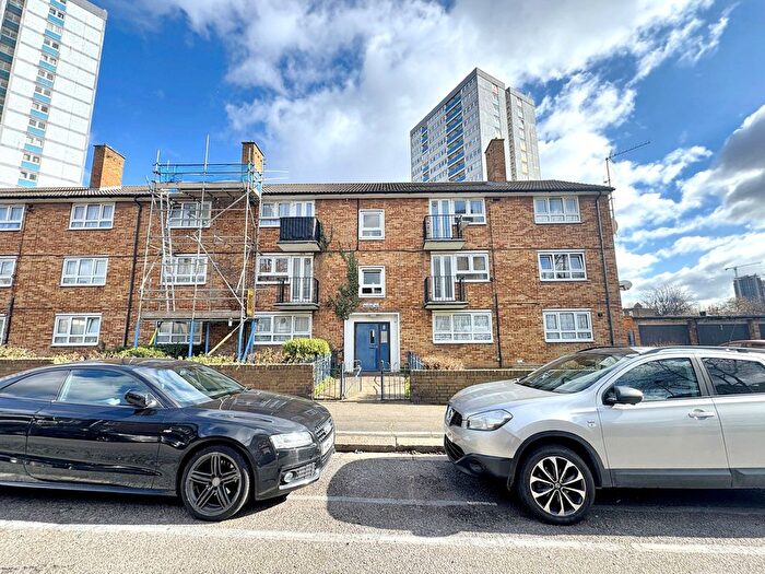 2 Bedroom Flat To Rent In Bisson Road, Stratford, E15