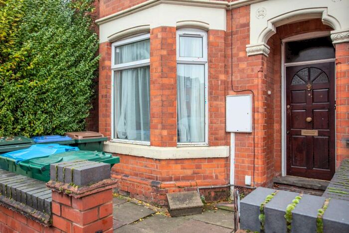 2 Bedroom Flat To Rent In Albany Road, Coventry, CV5