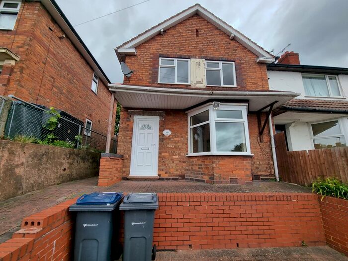 3 Bedroom Semi-Detached House To Rent In Bendall Road, Birmingham, B44