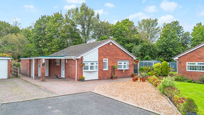 2 Bedroom Detached Bungalow For Sale In Sage Close, Padgate, WA2