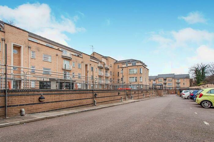1 Bedroom Apartment To Rent In Petersfield Mansions, CB1
