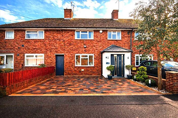 3 Bedroom Terraced House For Sale In Bedfont Close, Bedfont, TW14