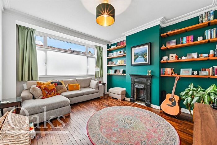 4 Bedroom End Of Terrace House For Sale In Meadfoot Road, Streatham Vale, SW16