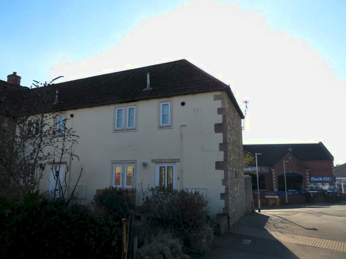 2 Bedroom House To Rent In Cocklebury Road, Chippenham, SN15