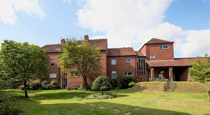 2 Bedroom Flat To Rent In Bedern, York, YO1