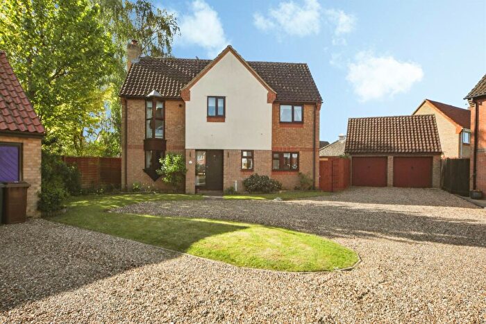 4 Bedroom Detached House For Sale In Barleyfields, Thurston, Bury St. Edmunds, IP31