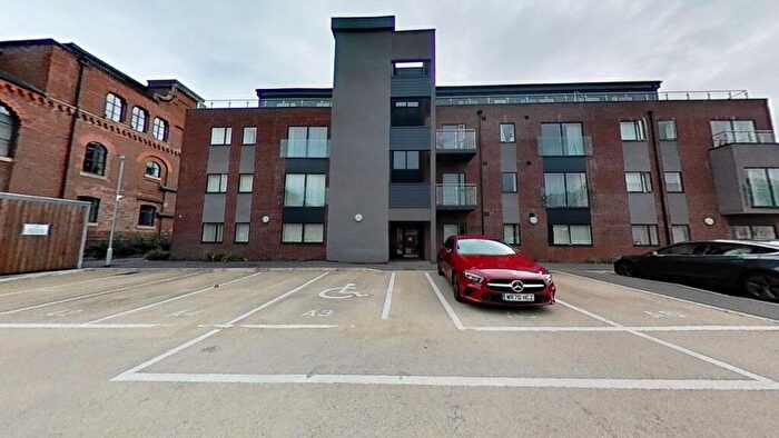 2 Bedroom Apartment To Rent In Anvil Place, Hulme, Manchester, M15