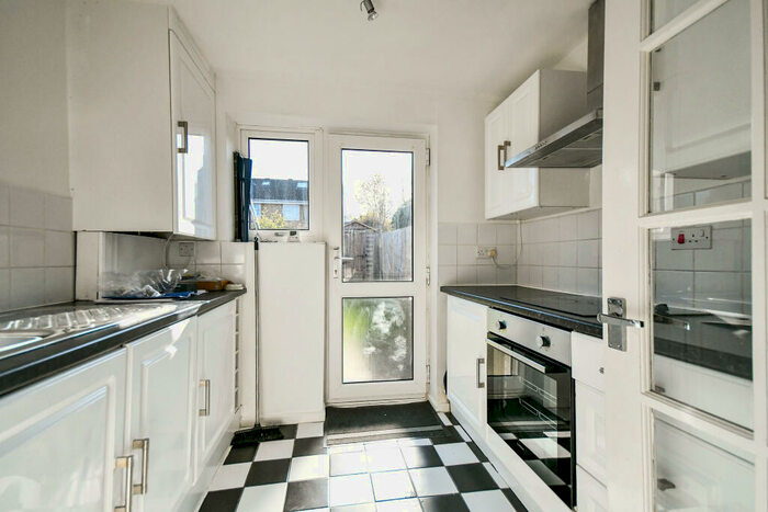 2 Bedroom House To Rent In West Swindon, SN5