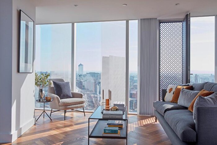 2 Bedroom Apartment To Rent In The Residences Deansgate Square, Manchester, Greater Manchester, M15