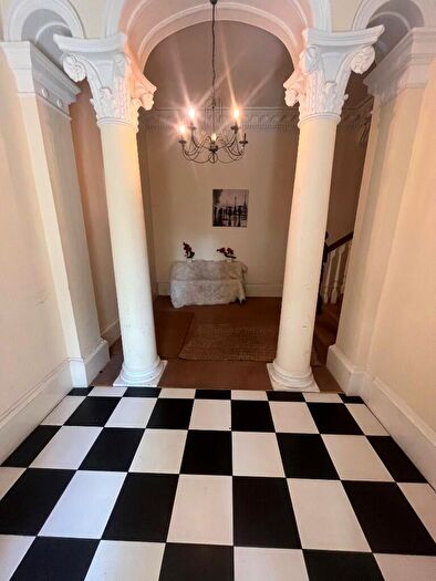 1 Bedroom Flat To Rent In Queens Park Avenue, Glasgow, G42