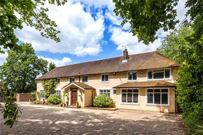 5 Bedroom Detached House For Sale In Grouse Road, Colgate, Horsham, West Sussex, RH13