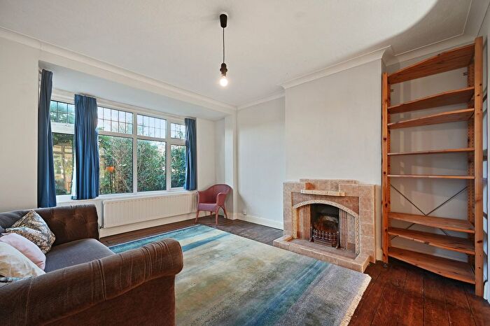 3 Bedroom Semi-Detached House To Rent In Ena Road, London, SW16