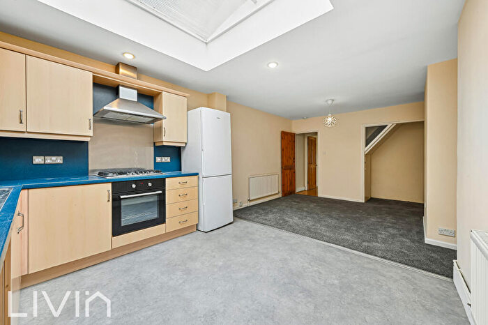 2 Bedroom Terraced House To Rent In Old Town, Croydon, CR0