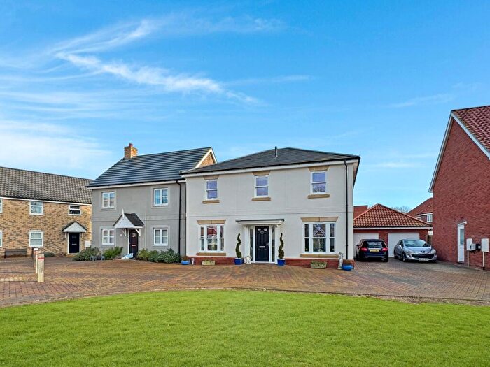 4 Bedroom Detached House For Sale In St Andrews Close, Alresford, Colchester, CO7