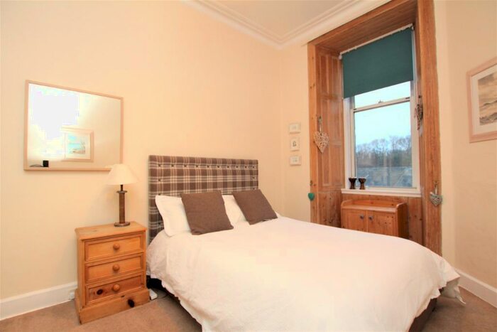 1 Bedroom Flat To Rent In Murrayfield Place, Murrayfield, Edinburgh, EH12