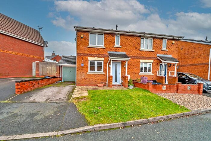 3 Bedroom Semi-detached House For Sale In Watersmead Close, Cannock, WS12