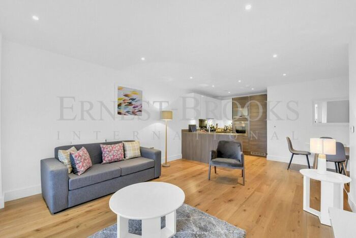 2 Bedroom Apartment To Rent In Aurora Point, Plough Way, Surrey Quays, SE16