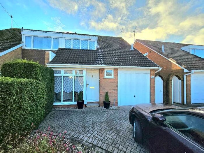 3 Bedroom Semi-Detached House To Rent In Tibberton Close, Halesowen, West Midlands, B63