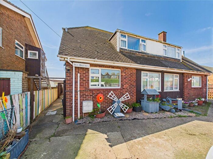 3 Bedroom Semi-Detached House For Sale In Seaholme Road, Mablethorpe, LN12