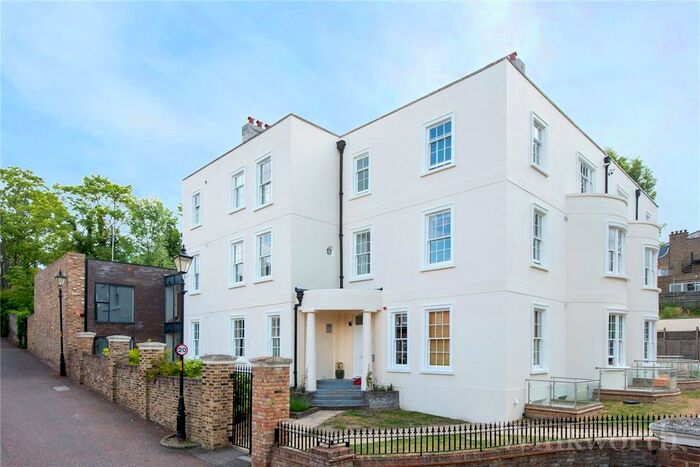 4 Bedroom Flat To Rent In Coach House, A Honor Oak Rise, London, SE23