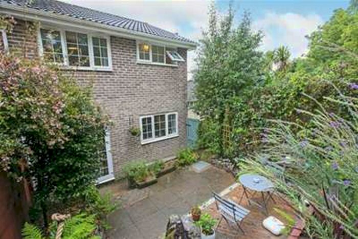 3 Bedroom End Of Terrace House To Rent In Truro, TR1