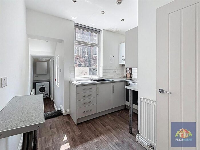 1 Bedroom Flat To Rent In Stanley Street, Southport, PR9