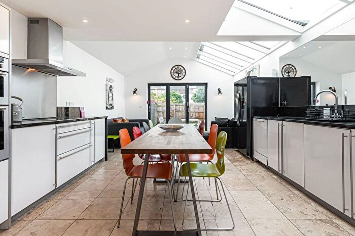 6 Bedroom Terraced House To Rent In Chilswell Road, Oxford, OX1