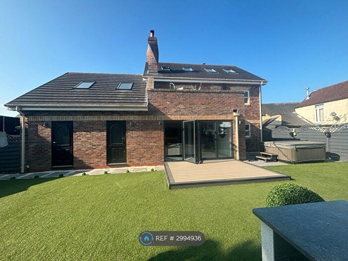 5 Bedroom Detached House To Rent In Hull Road, Hull, HU11