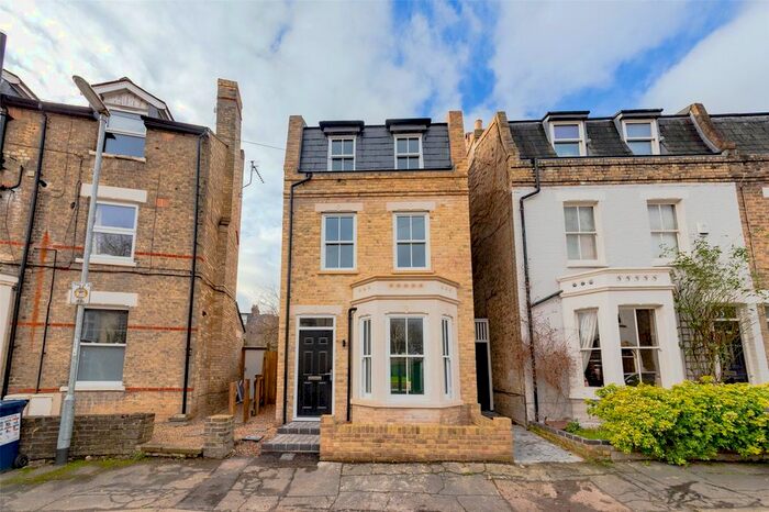 3 Bedroom Detached House To Rent In Alpha Road, Cambridge CB4