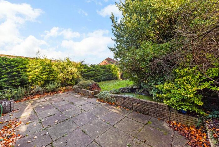 2 Bedroom Bungalow For Sale In Wincanton Close, Alton, Hampshire, GU34