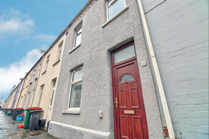 3 Bedroom House To Rent In Feering Street, Newport, NP19
