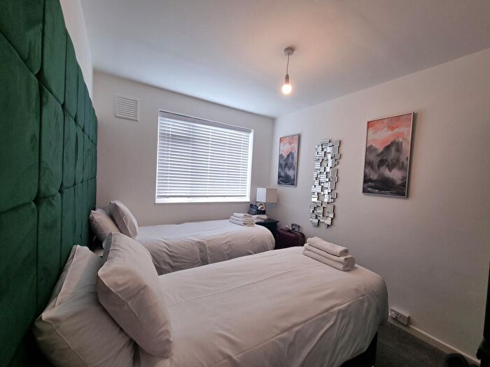 4 Bedroom House To Rent In Gainsborough Square, Bristol, BS7