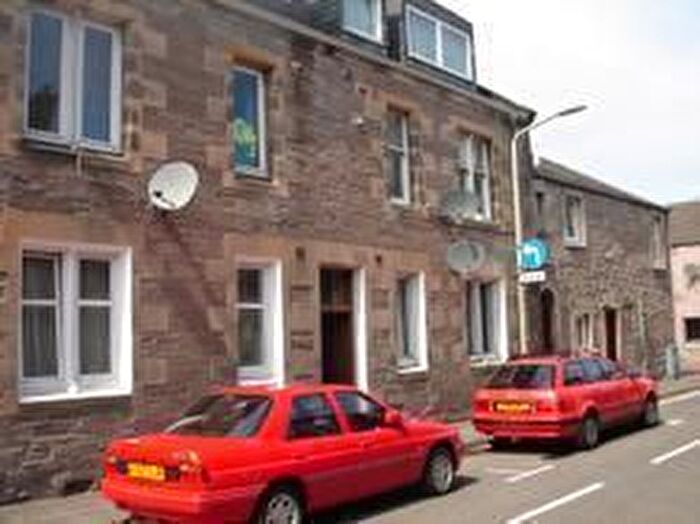 2 Bedroom Flat To Rent In James Street, Perth, PH2