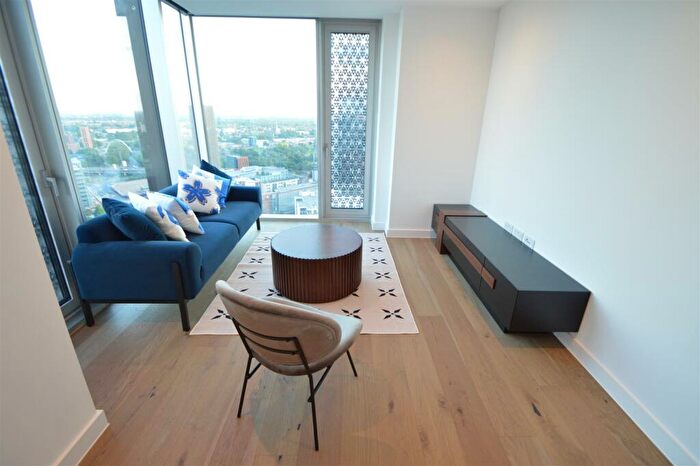 2 Bedroom House To Rent In Great Bridgewater Street, Manchester, M1