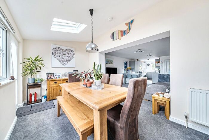 4 Bedroom End Of Terrace House For Sale In Triumph Place, Teignmouth, Devon, TQ14