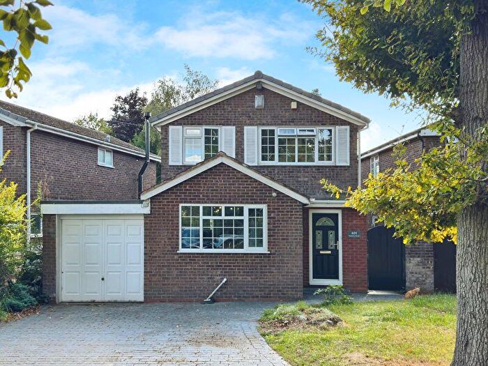 4 Bedroom Detached House For Sale In Walmley Road, Sutton Coldfield, B76