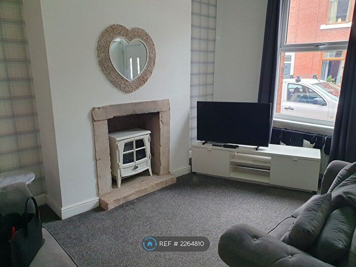 2 Bedroom Terraced House To Rent In Sutton Street, Blackburn, BB2