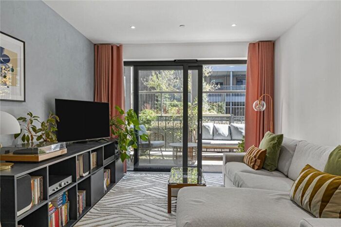 1 Bedroom Apartment To Rent In Wallis Road, London, E9