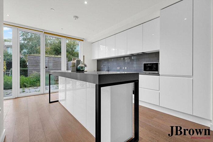 4 Bedroom Terraced House For Sale In Admiralty Avenue, London, E16