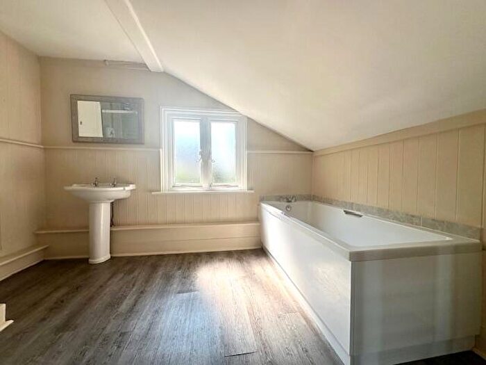 5 Bedroom House To Rent In London Road, Newport, Saffron Walden, CB11