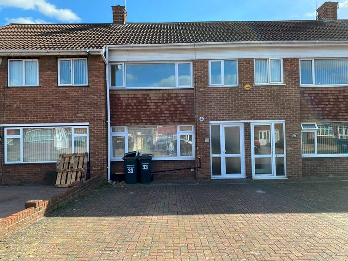 3 Bedroom Terraced House To Rent In Beaumont Drive, Northfleet, DA11